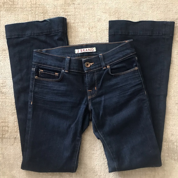 J Brand Denim - J Brand Heartbreaker Flare size 25 petite
